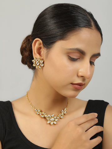 Floral  Kundan necklace with earrings